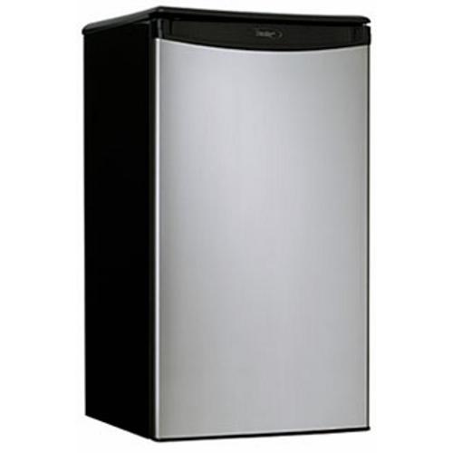 DCR34BSL Compact Refrigerator 3.20 Cu. Ft.