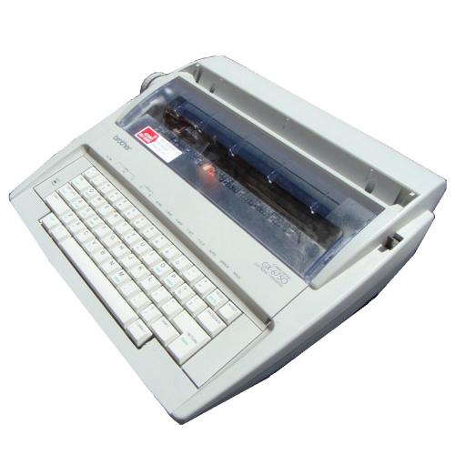 GX6750 Typewriter